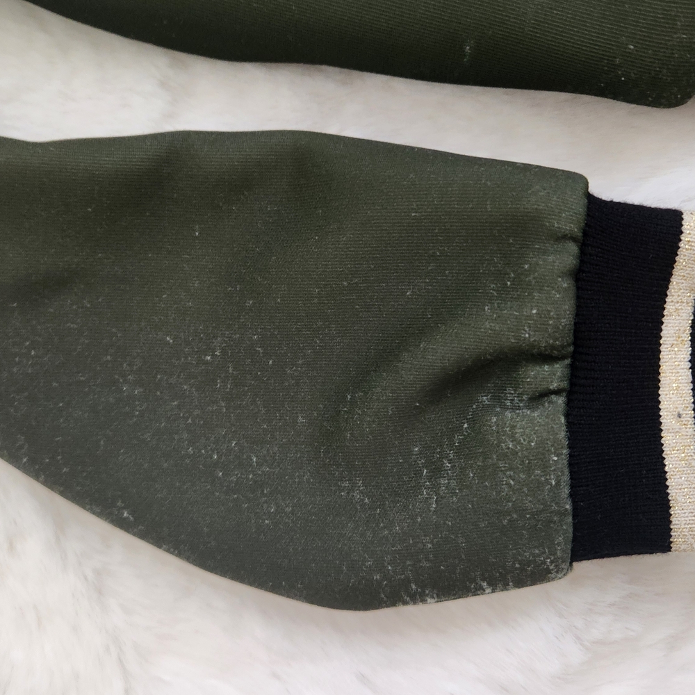 Hannah Banana Green Jacket with Gold Lining - Picture 4 of 9